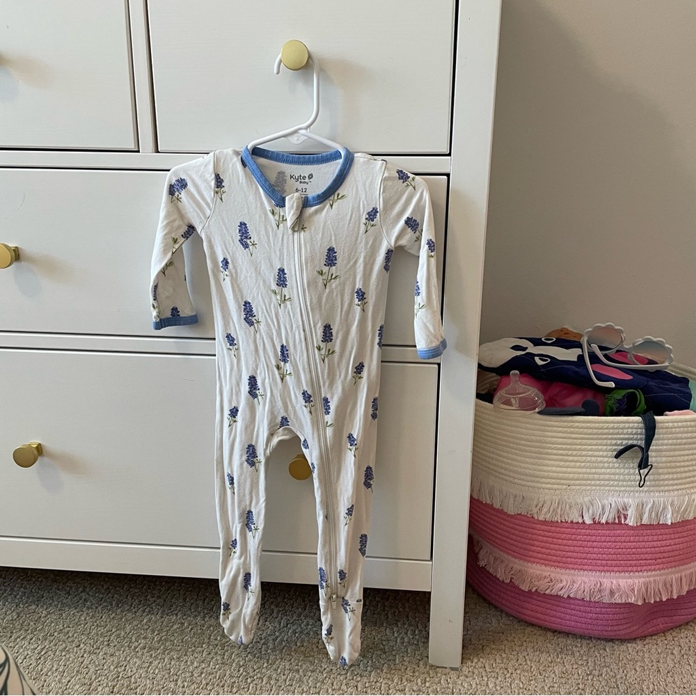 Kyte Bluebonnet Bamboo Romper Size 6-12 Months